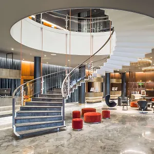 Radisson Collection Royal Hotel, Ξενοδοχείο